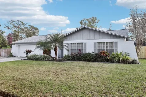 15402 Woodway Drive Tampa FL 33613