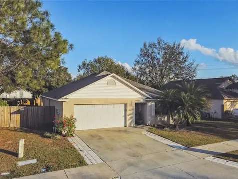 102 Orange Bud Way Plant City FL 33563