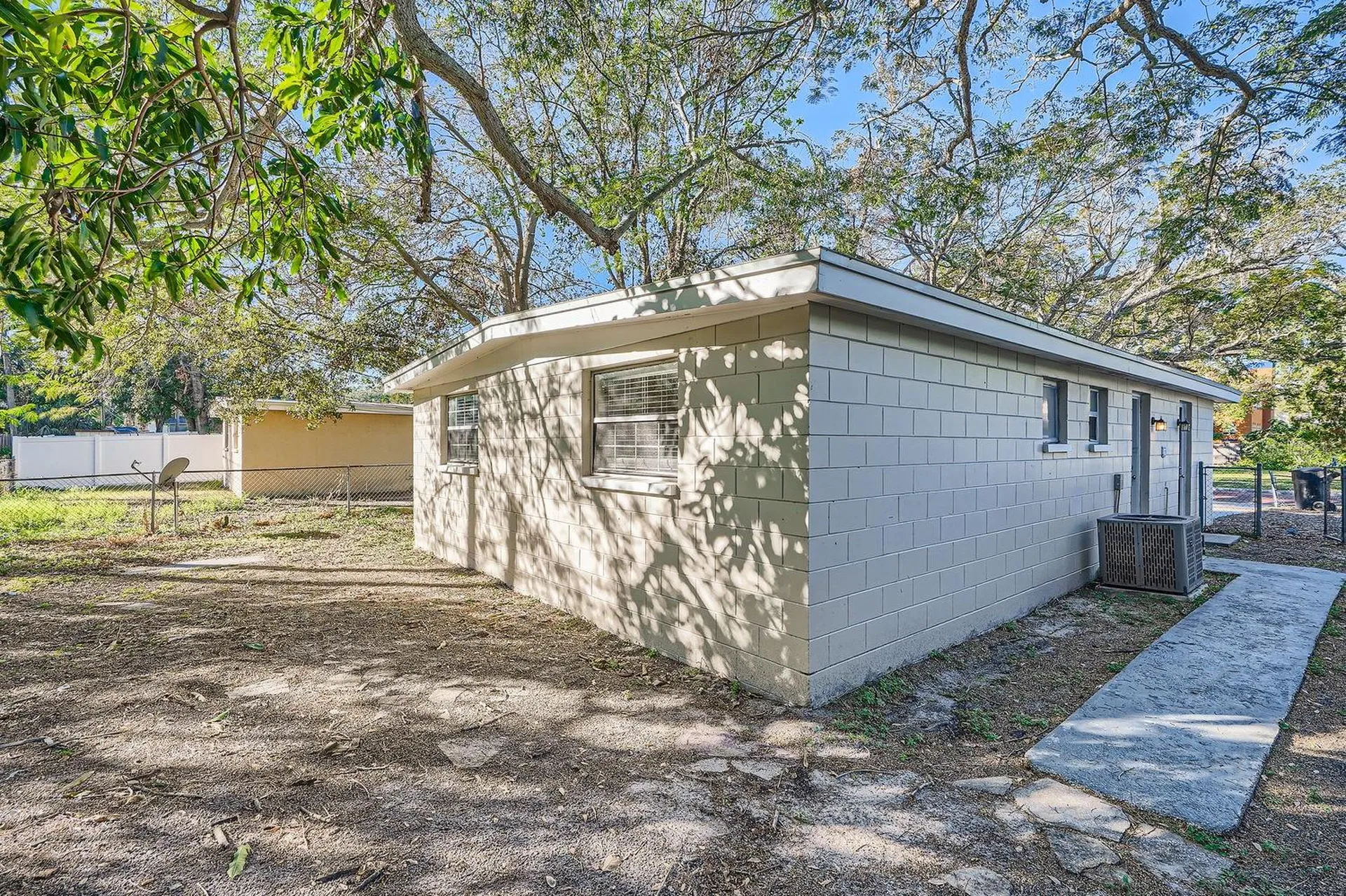 634 Newton Avenue S St Petersburg FL 33701