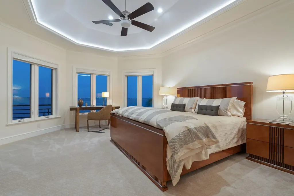 600 Putter Lane Longboat Key FL 34228