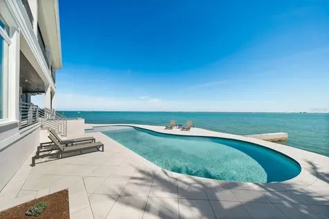 600 Putter Lane Longboat Key FL 34228