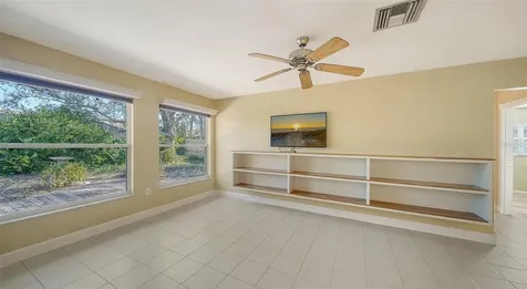 5657 Creekwood Circle Sarasota FL 34233