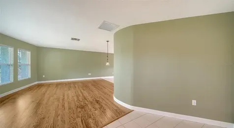 5657 Creekwood Circle Sarasota FL 34233