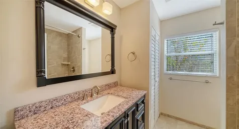 5657 Creekwood Circle Sarasota FL 34233