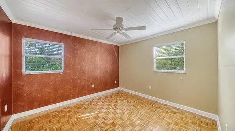 5657 Creekwood Circle Sarasota FL 34233