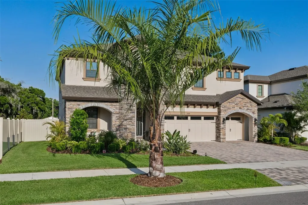 2618 Northwood Park Street Valrico FL 33596