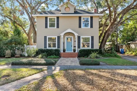 1320 24th Avenue N St Petersburg FL 33704