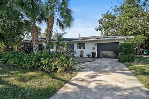 2814 Suncrest Drive Sarasota FL 34239