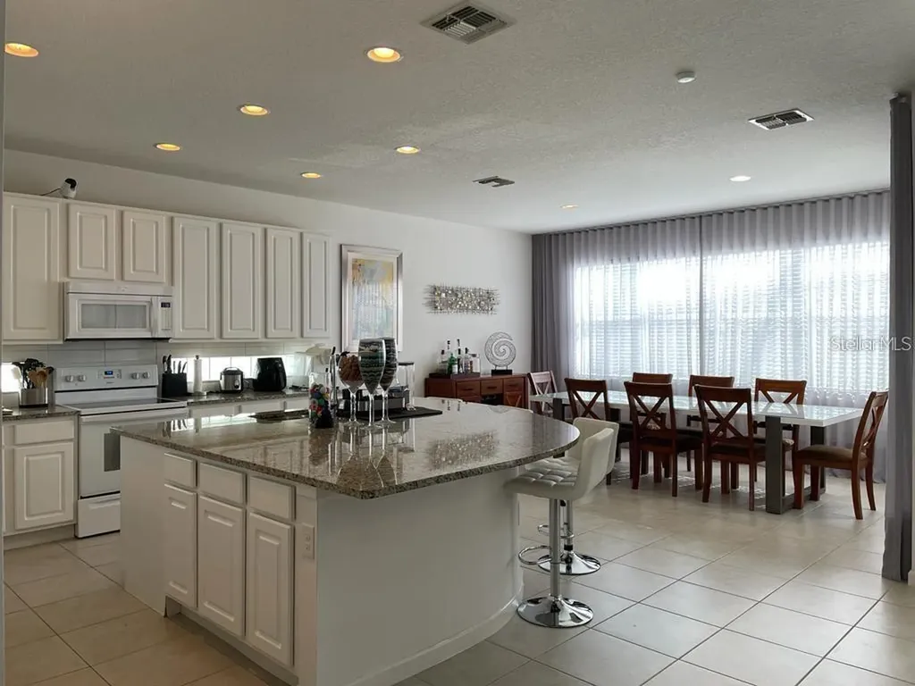 3850 Oakville Avenue Kissimmee FL 34741