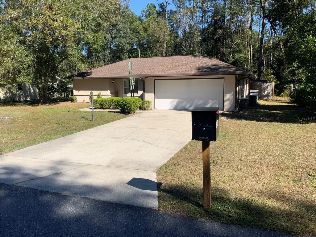 10149 N Darwin Way Citrus Springs FL 34434