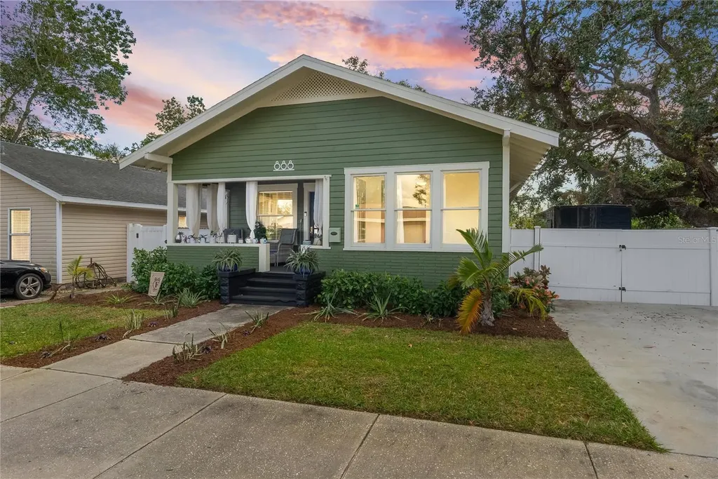 888 13th Avenue S St Petersburg FL 33701