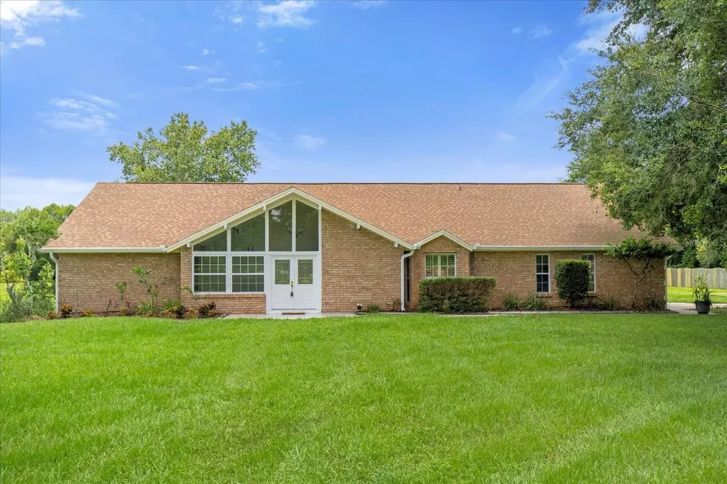 2105 Turpentine Road Mims FL 32754