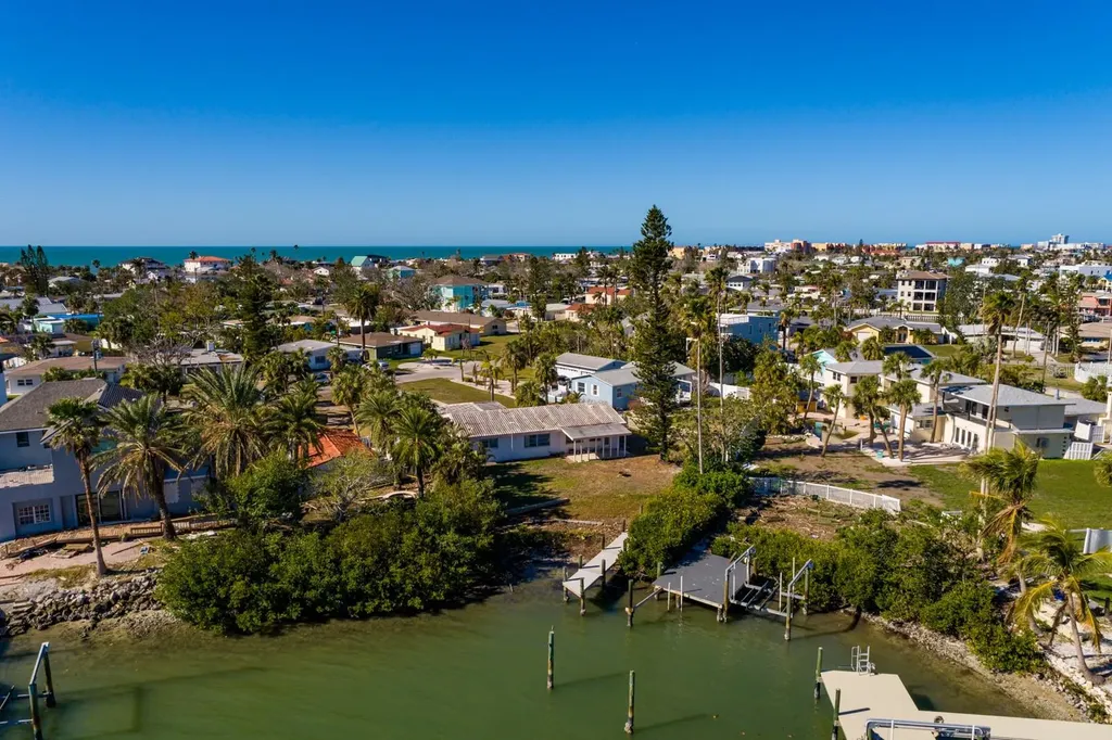 15815 Redington Drive Redington Beach FL 33708