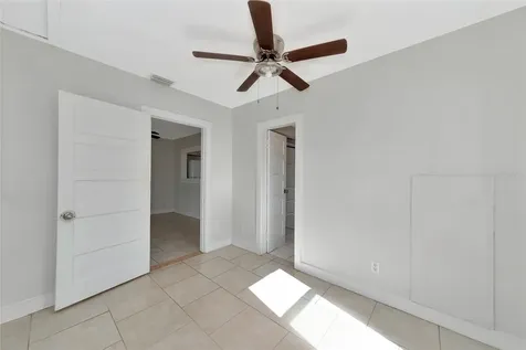 5121 22nd Street Court E Bradenton FL 34203