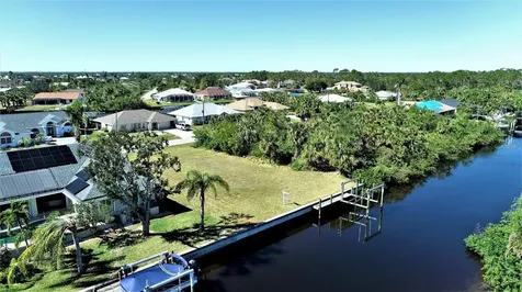4466 Bayview Street Port Charlotte FL 33948