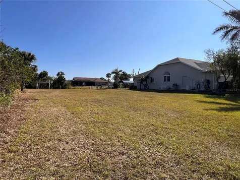 4466 Bayview Street Port Charlotte FL 33948