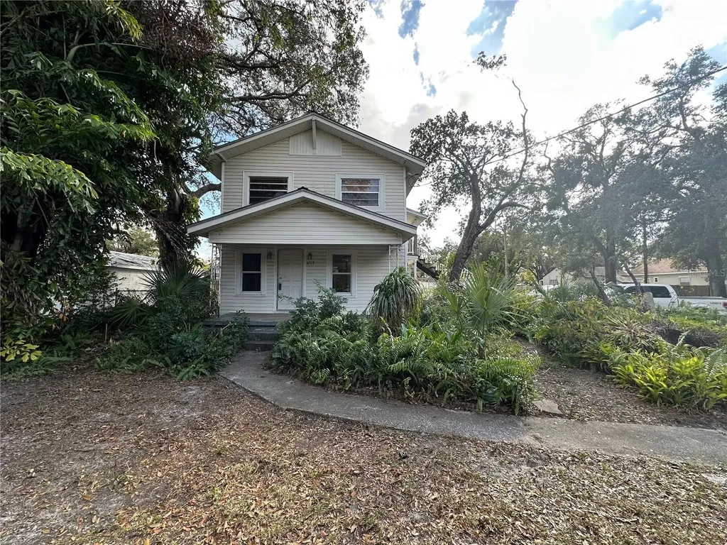 1213 E New Orleans Avenue Tampa FL 33603