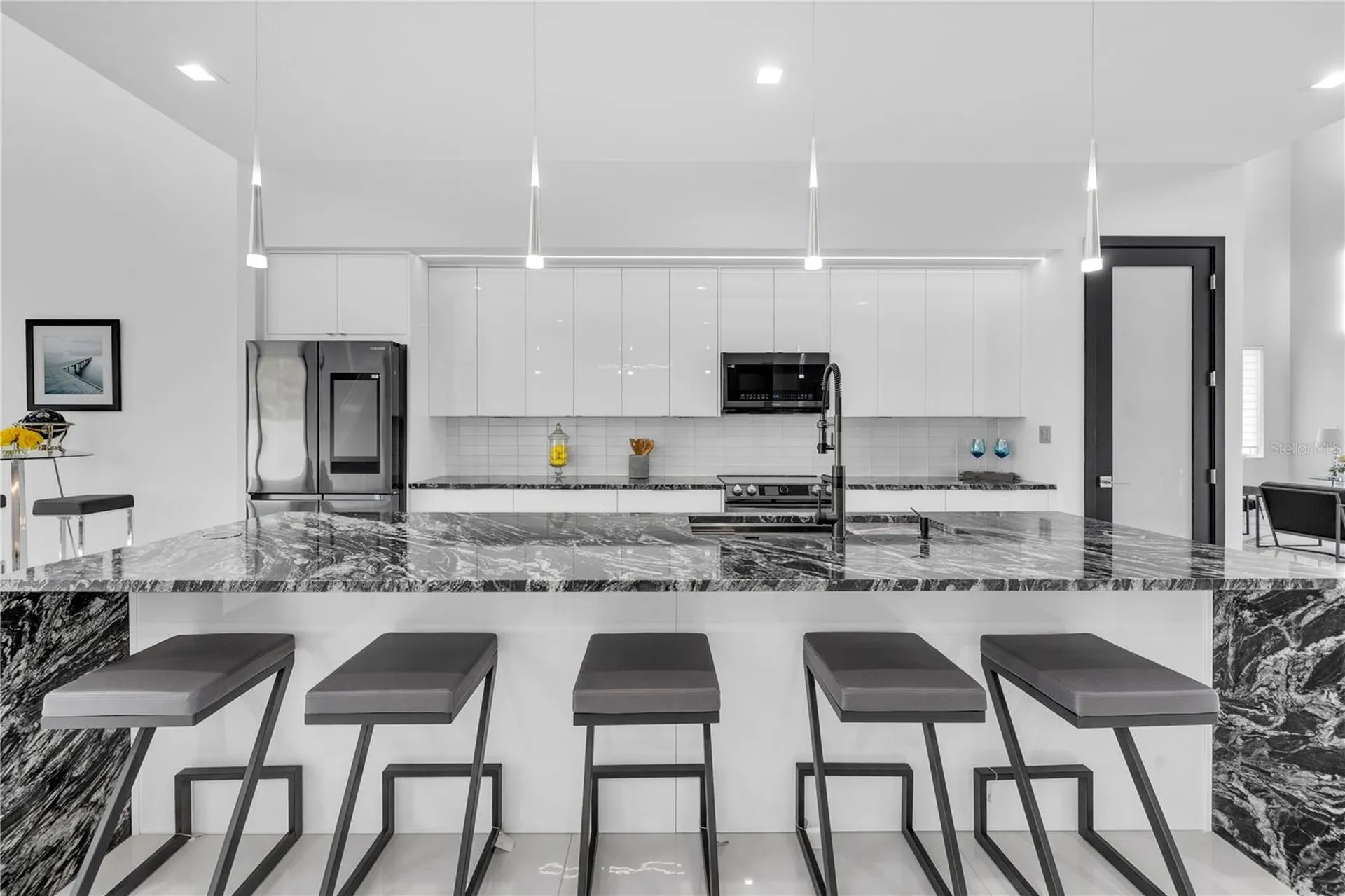 6524 6th Avenue N St Petersburg FL 33710