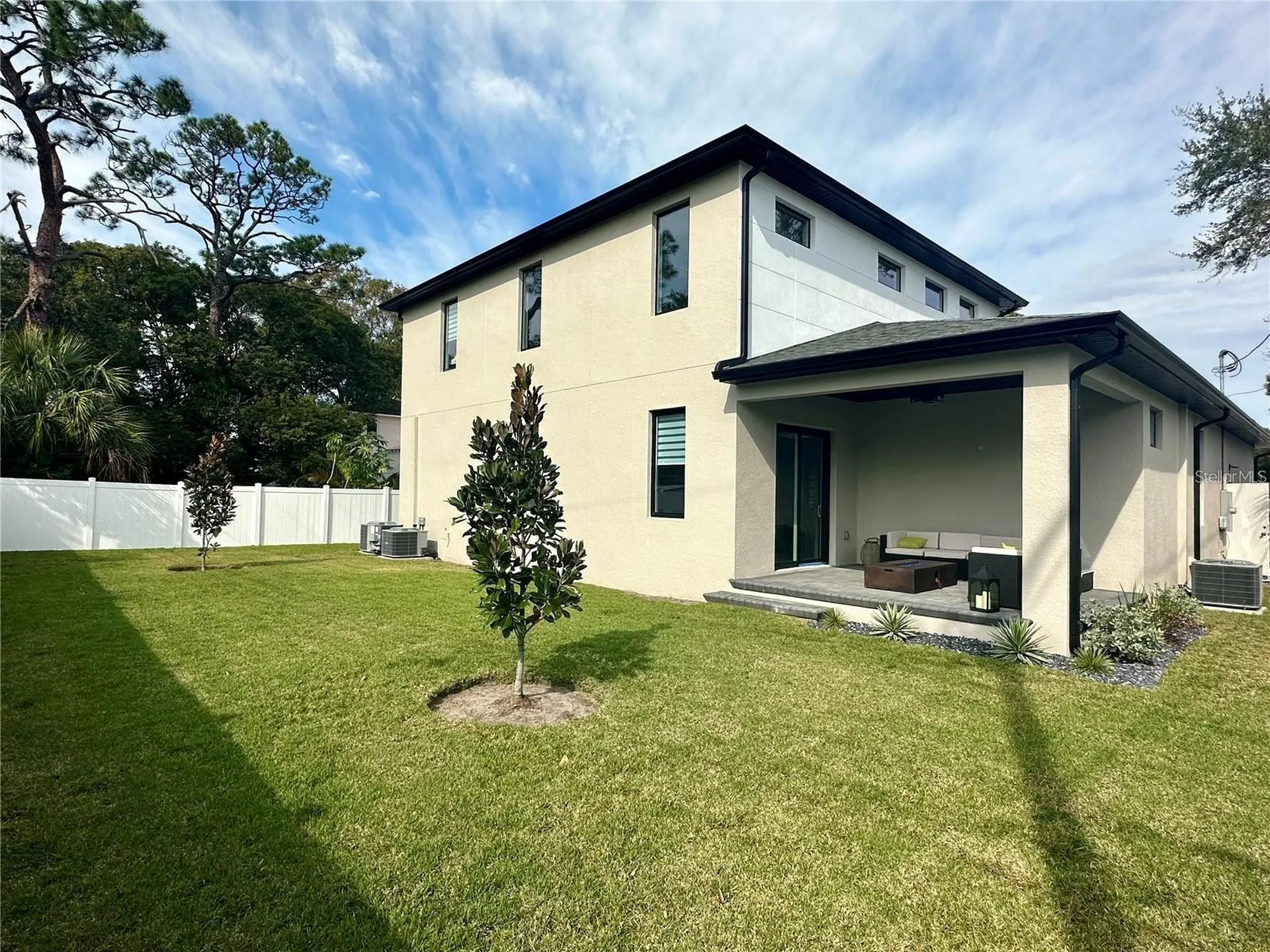 6524 6th Avenue N St Petersburg FL 33710