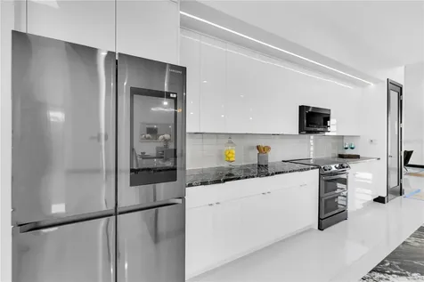 6524 6th Avenue N St Petersburg FL 33710