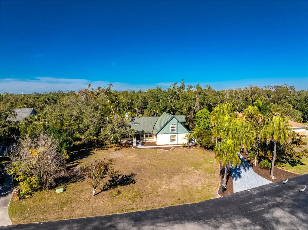1828 Whispering Pines Circle Englewood FL 34223