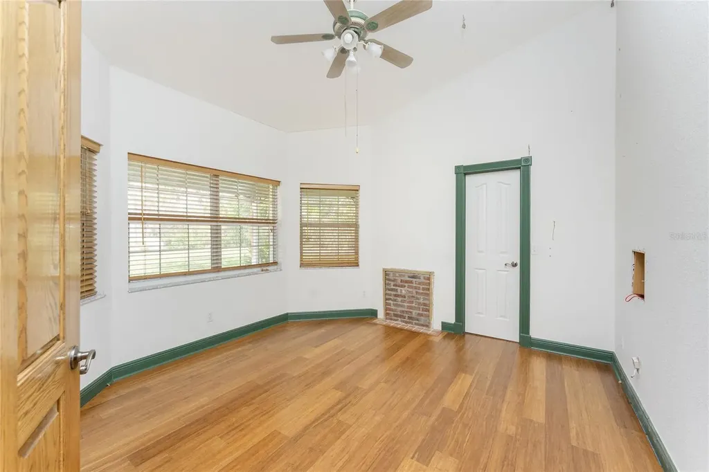 1828 Whispering Pines Circle Englewood FL 34223