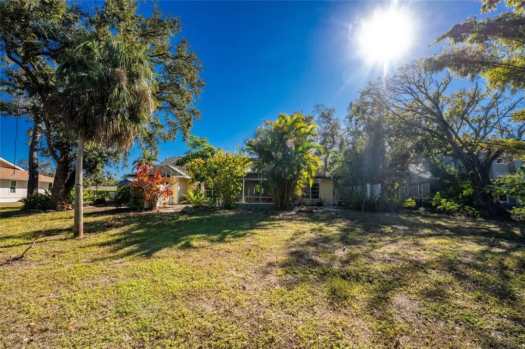 1828 Whispering Pines Circle Englewood FL 34223