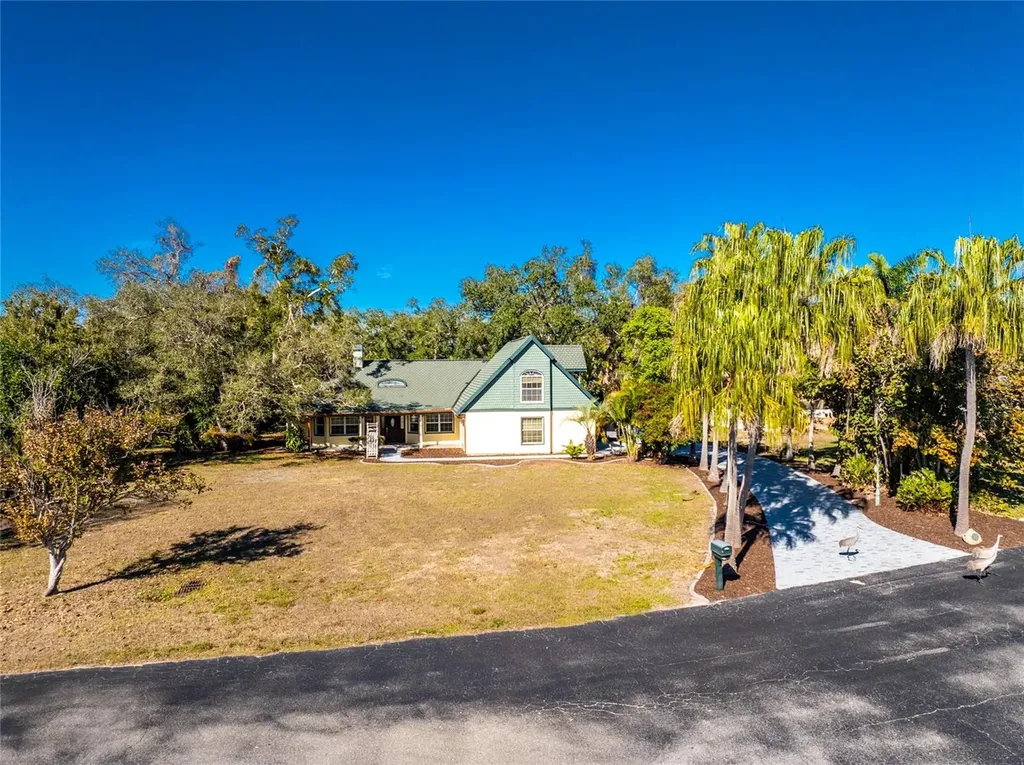 1828 Whispering Pines Circle Englewood FL 34223