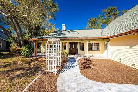 1828 Whispering Pines Circle Englewood FL 34223