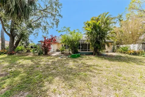 1828 Whispering Pines Circle Englewood FL 34223