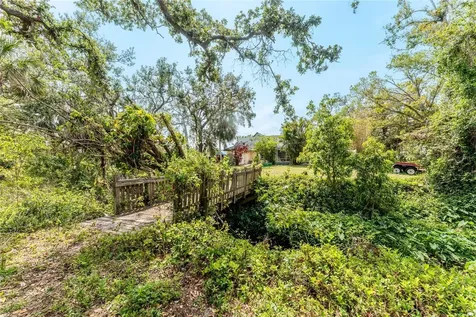 1828 Whispering Pines Circle Englewood FL 34223
