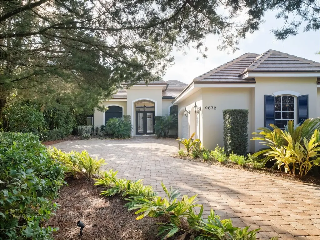 9872 Covent Garden Drive Orlando FL 32827