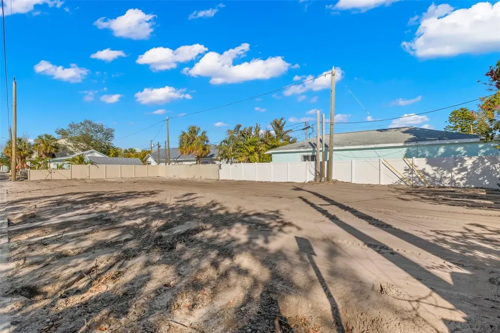 140 92nd Avenue Treasure Island FL 33706