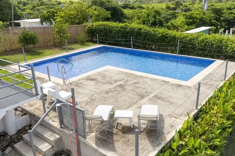 590-A Calle 16, Comm Villa Borinquen Vieques PR 00765