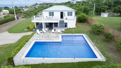 590-A Calle 16, Comm Villa Borinquen Vieques PR 00765