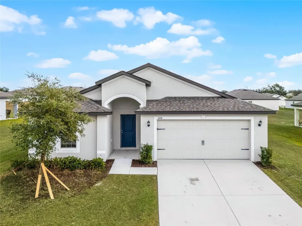 1658 Hideaway Flat Street Mascotte FL 34753