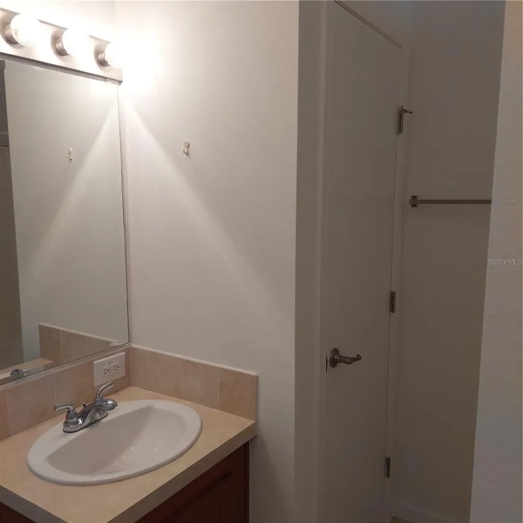 1760 Dorothy Boulevard Lutz FL 33558