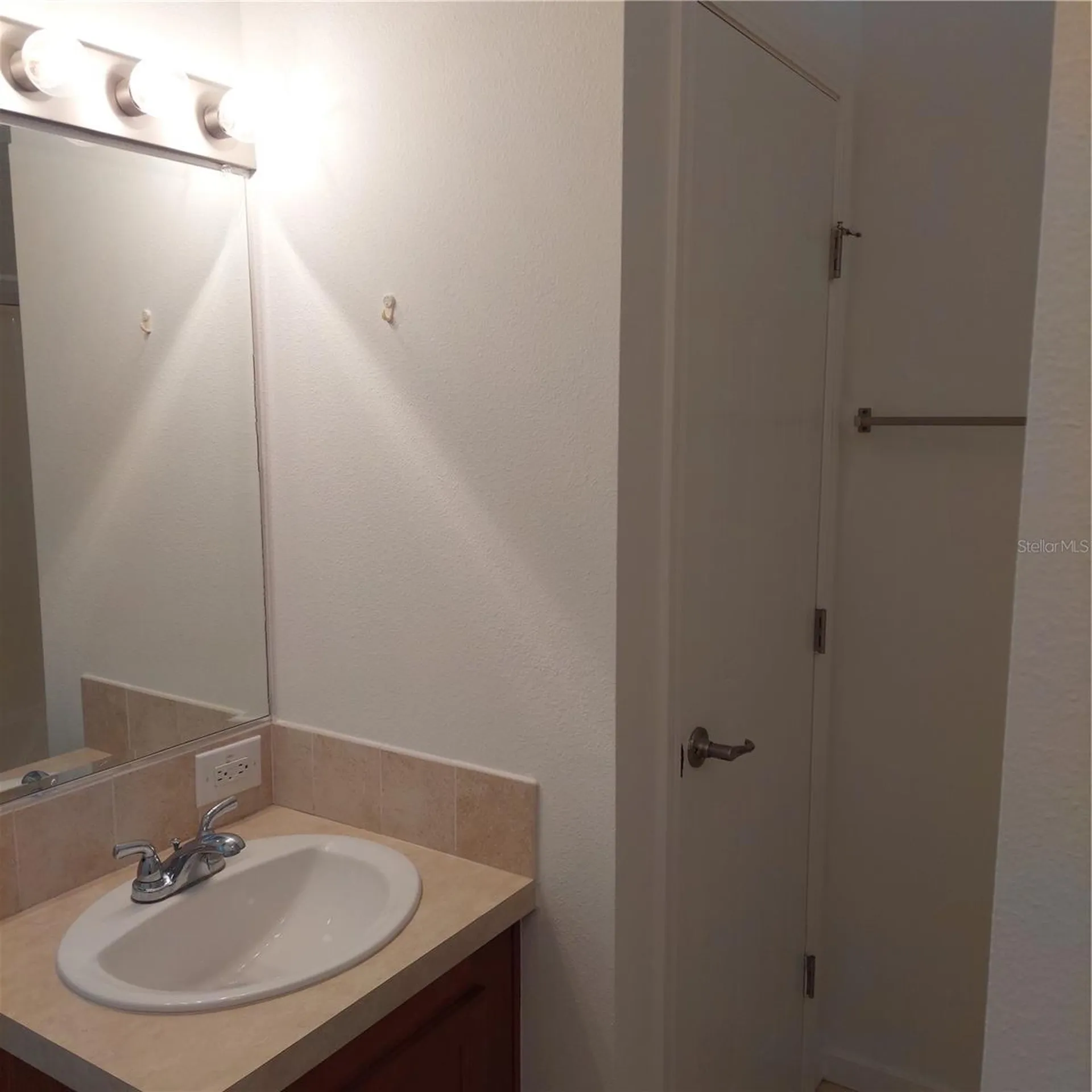 1760 Dorothy Boulevard Lutz FL 33558