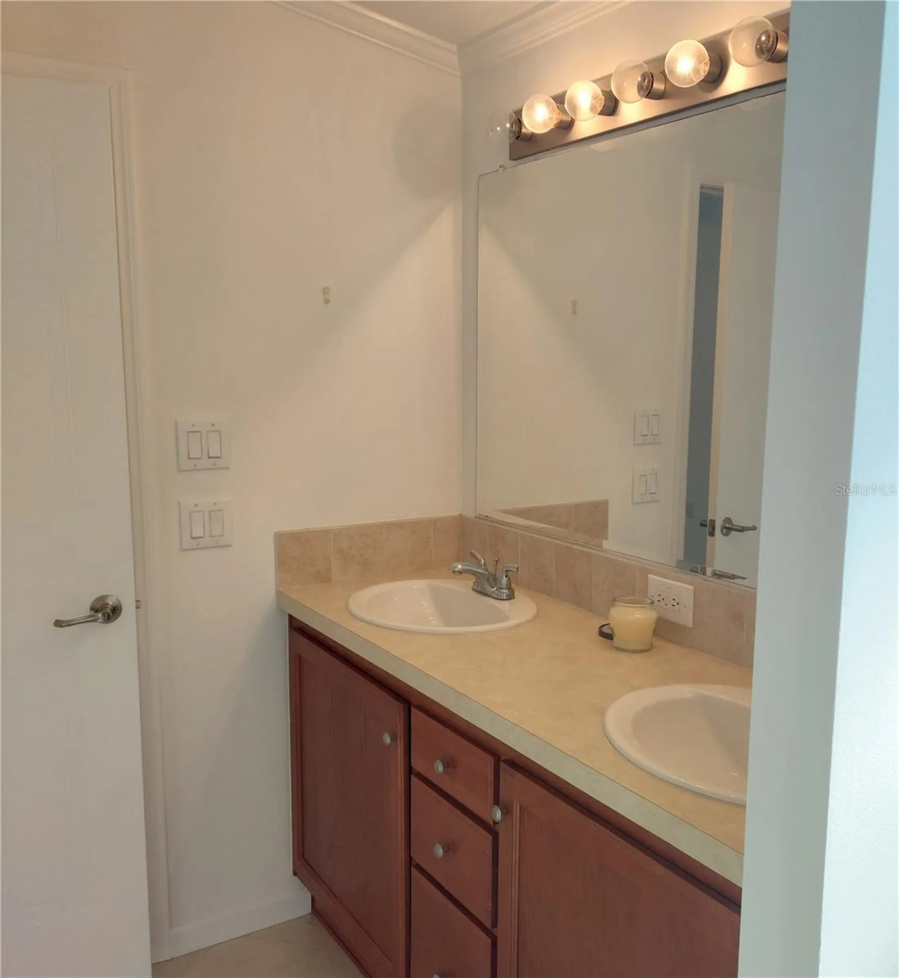 1760 Dorothy Boulevard Lutz FL 33558