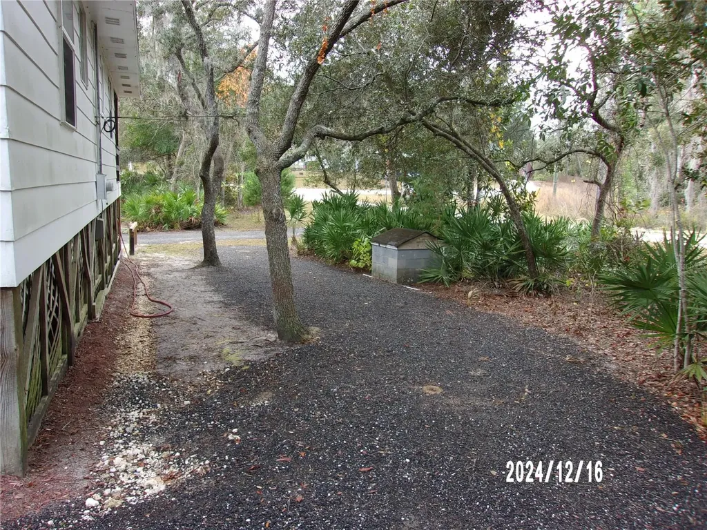 17935 SE 10th Place Silver Springs FL 34488