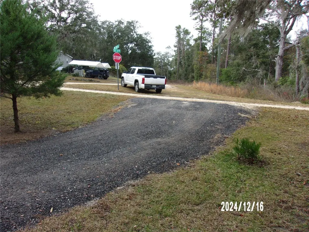 17935 SE 10th Place Silver Springs FL 34488