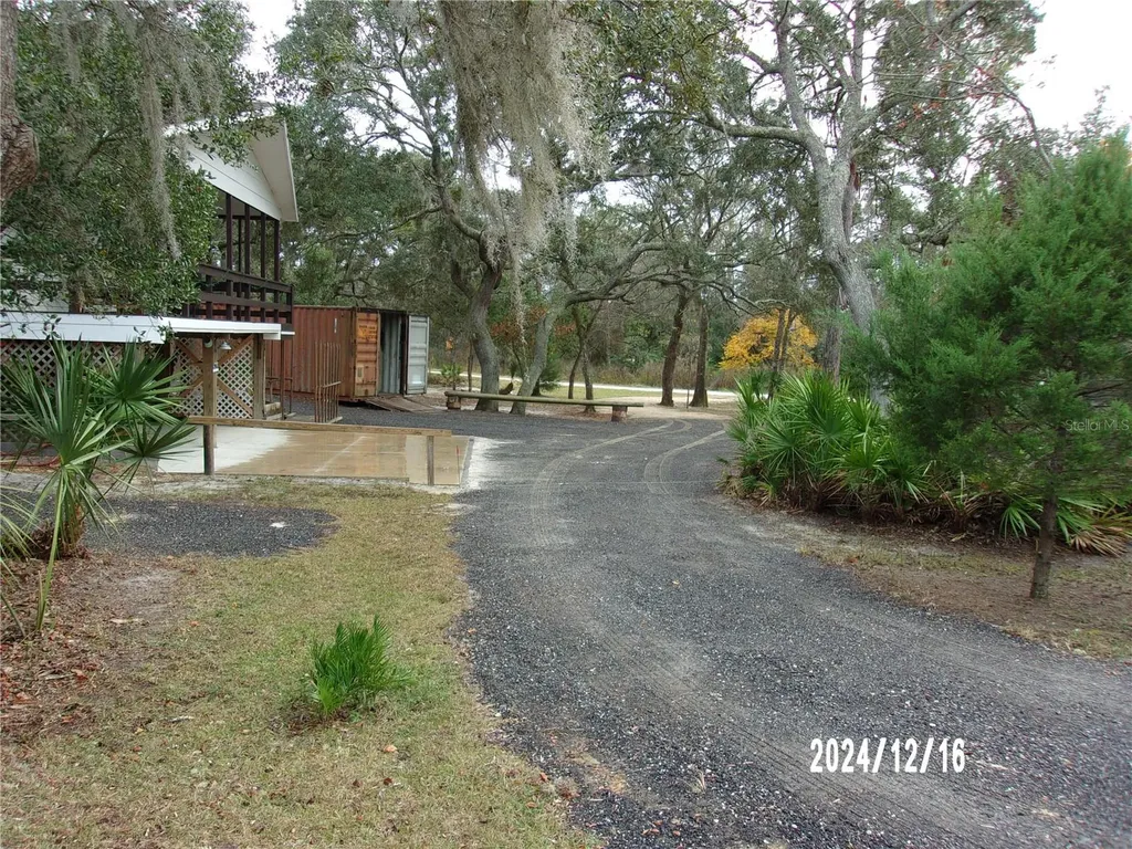 17935 SE 10th Place Silver Springs FL 34488