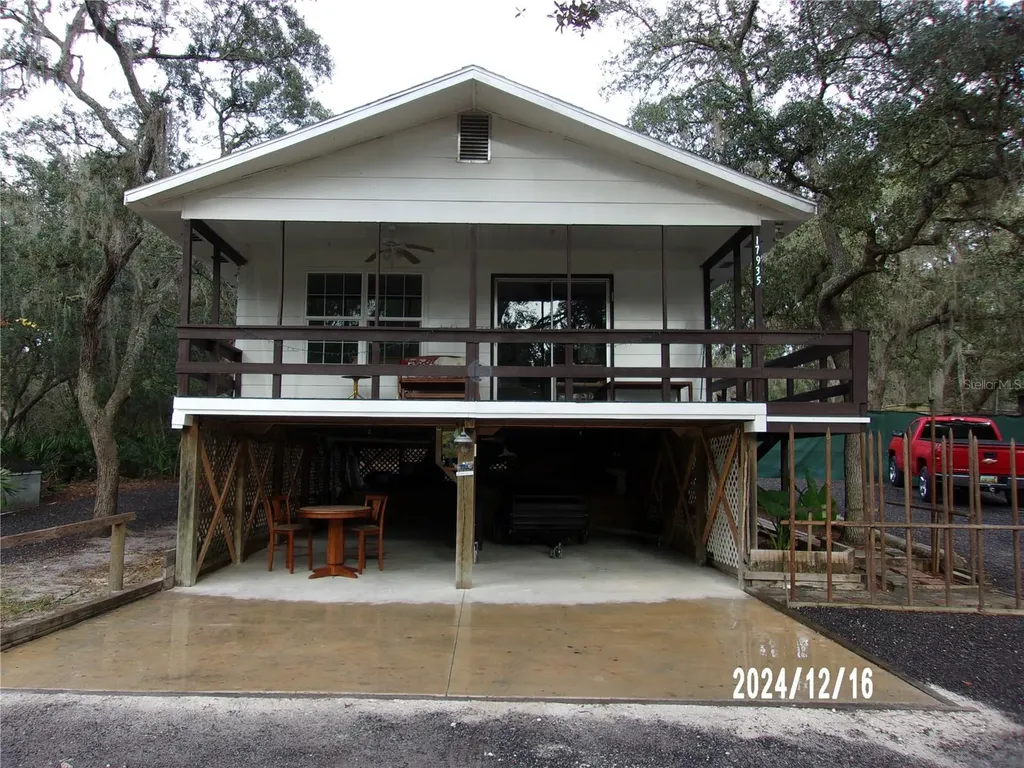 17935 SE 10th Place Silver Springs FL 34488