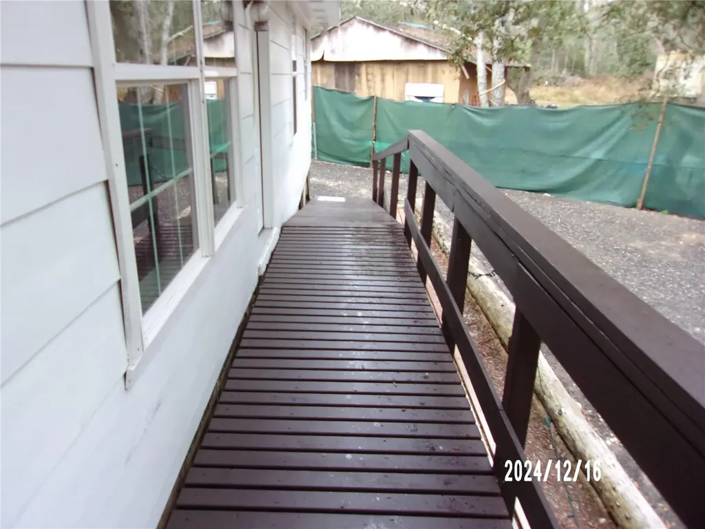 17935 SE 10th Place Silver Springs FL 34488