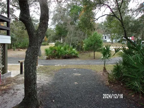17935 SE 10th Place Silver Springs FL 34488
