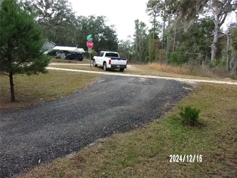 17935 SE 10th Place Silver Springs FL 34488