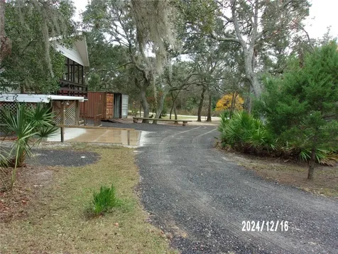 17935 SE 10th Place Silver Springs FL 34488