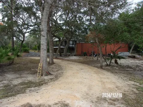 17935 SE 10th Place Silver Springs FL 34488
