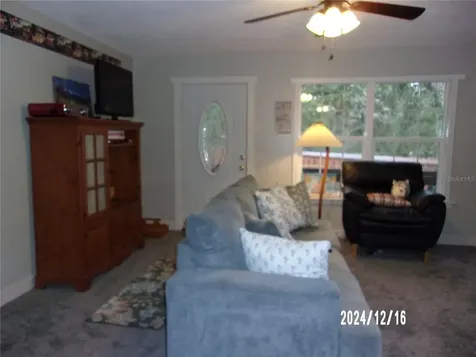 17935 SE 10th Place Silver Springs FL 34488