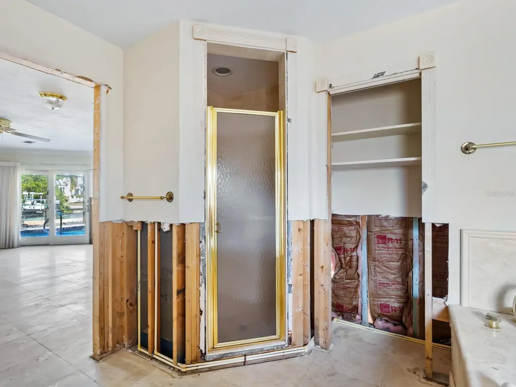 671 Emerald Harbor Drive Longboat Key FL 34228